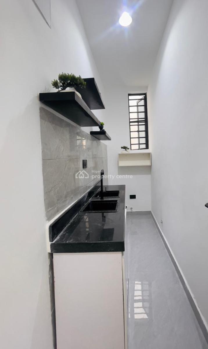 Luxurious 5 Bedroom Fully Detached Home, Orchid, Lekki, Lagos, Detached Duplex for Sale