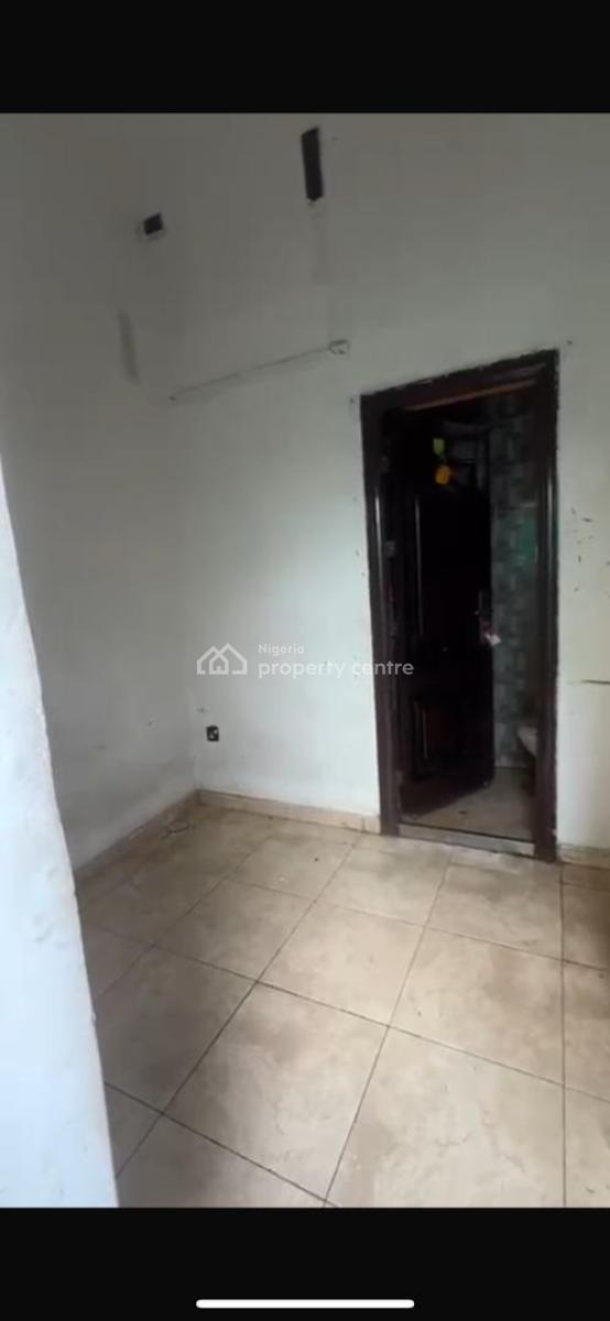 Bq with Shared Kitchen, Ikota, Lekki, Lagos, Flat / Apartment for Rent
