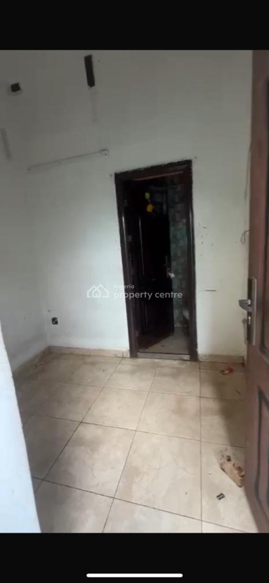 Bq with Shared Kitchen, Ikota, Lekki, Lagos, Flat / Apartment for Rent