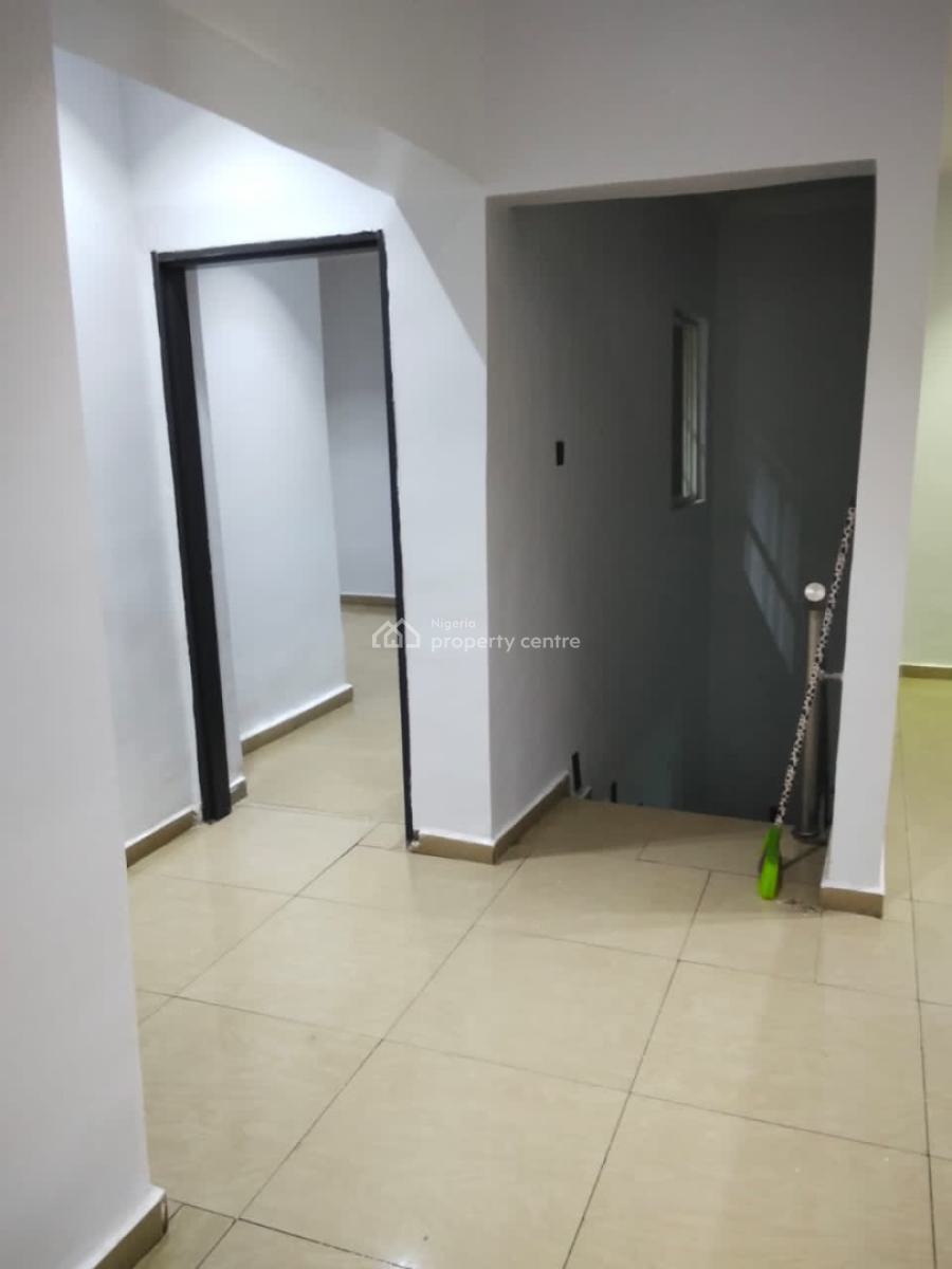 Well Standard 3-bedroom Terrace Duplex Without Bq Tarred Ro, Kado, Abuja, Terraced Duplex for Rent