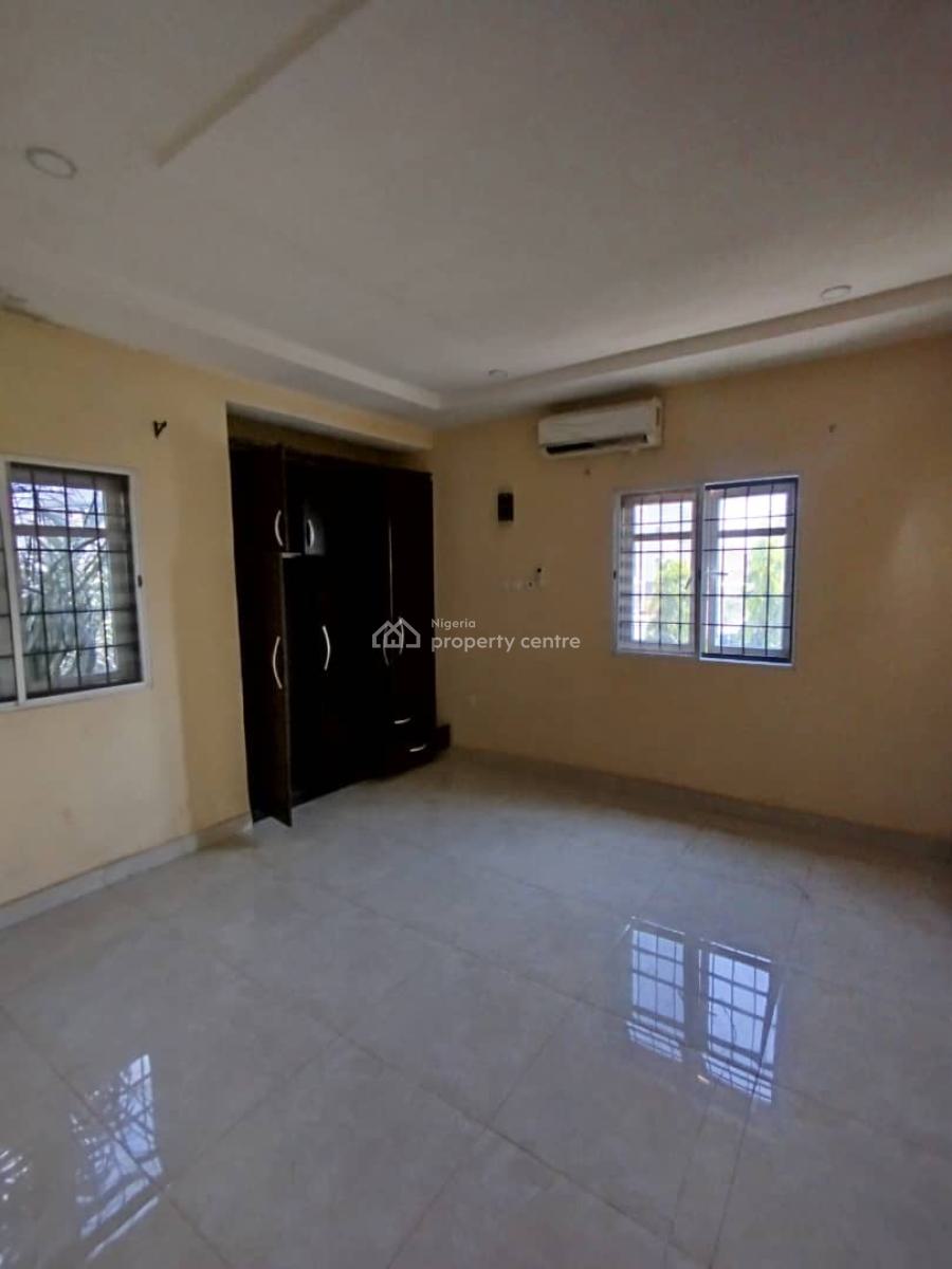 Standard Service 3-bedroom Terrace Duplex Without Bq, Jahi, Abuja, Flat / Apartment for Rent