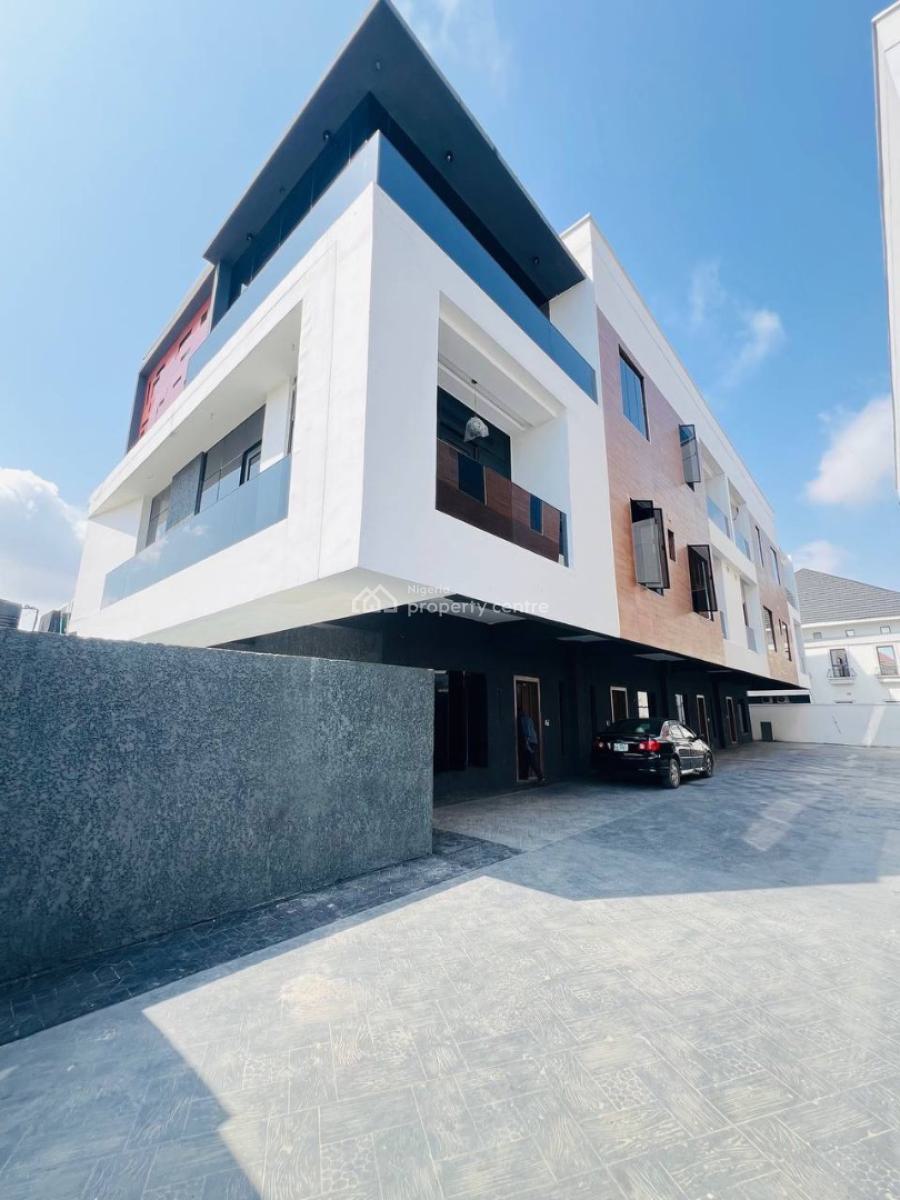 Spacious 4 Bedroom Terrace Duplex with Bq, Inside Lekki Phase 1 Estate, Lekki Phase 1, Lekki, Lagos, Terraced Duplex for Sale
