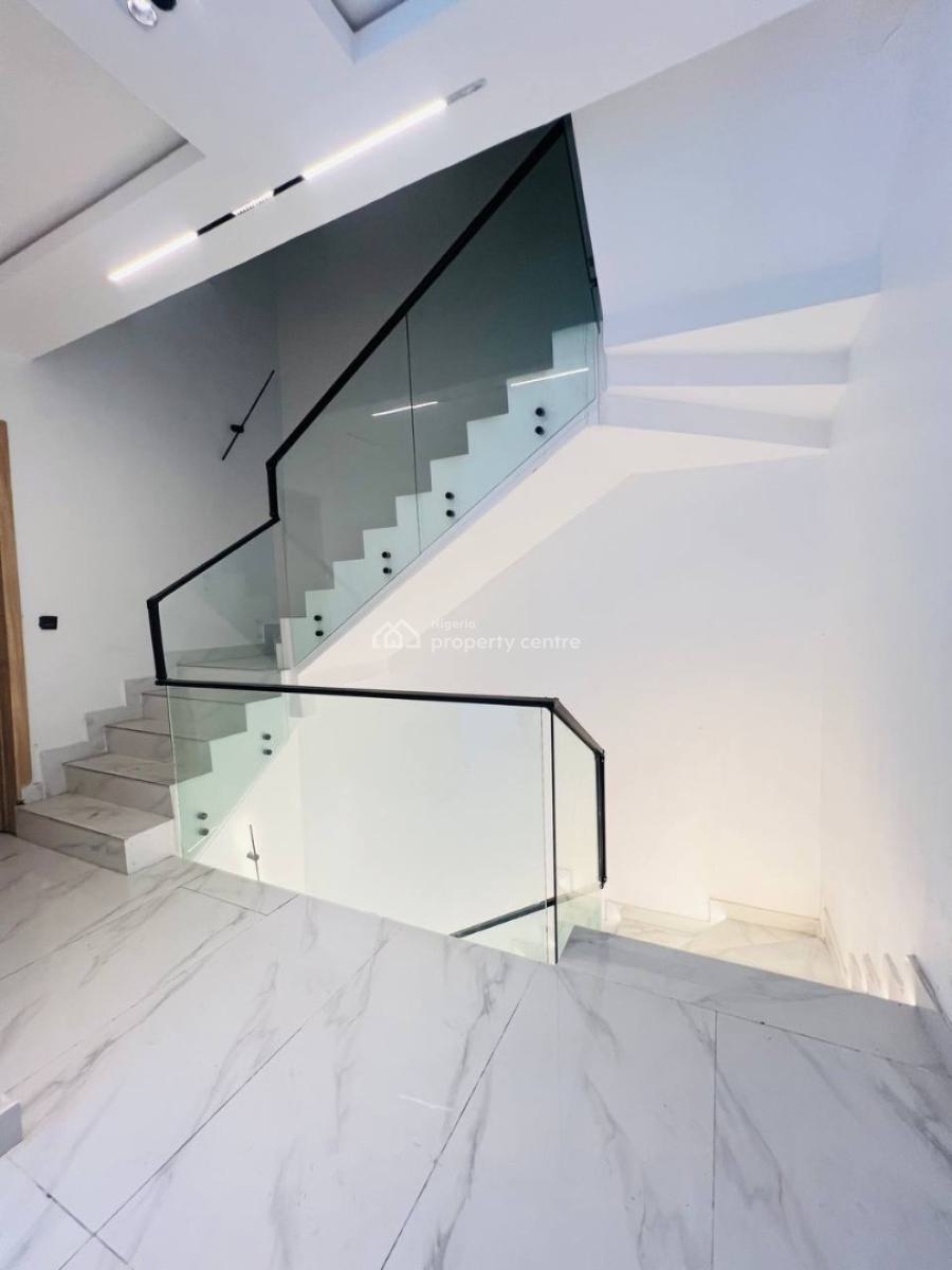 Spacious 4 Bedroom Terrace Duplex with Bq, Inside Lekki Phase 1 Estate, Lekki Phase 1, Lekki, Lagos, Terraced Duplex for Sale