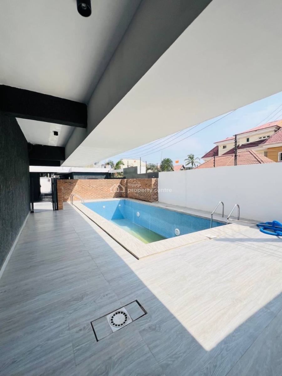 Spacious 4 Bedroom Terrace Duplex with Bq, Inside Lekki Phase 1 Estate, Lekki Phase 1, Lekki, Lagos, Terraced Duplex for Sale