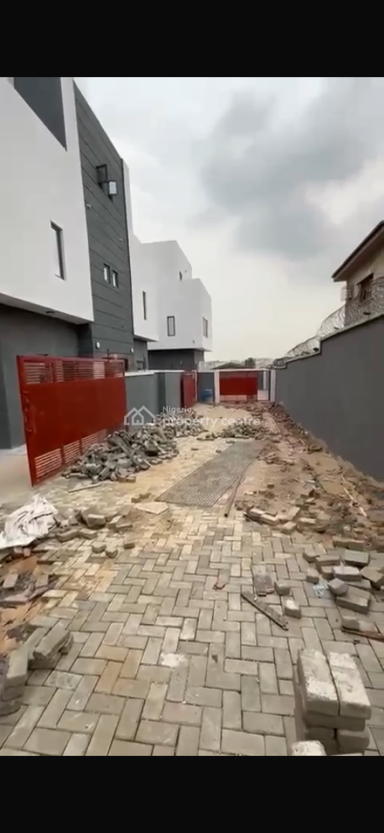 Newly & Well Built to Taste 4bedroom Semi Detached Duplex in Magodogra, Magodo Gra Phase 1, Gra Phase 1, Magodo, Lagos, Semi-detached Duplex for Sale