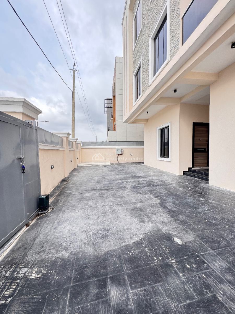 Beautiful 6 Bedroom Detached Duplex with 2bq, Off Admiralty, Lekki Phase 1, Lekki, Lagos, Detached Duplex for Sale