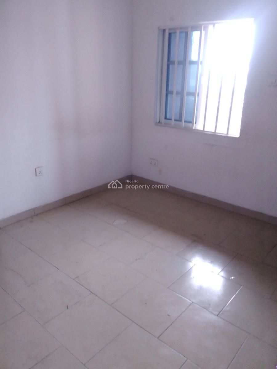 Miniflat Upstairs, Off Lekki Beach Road Jakande Lekki Lagos State, Jakande, Lekki, Lagos, Mini Flat (room and Parlour) for Rent
