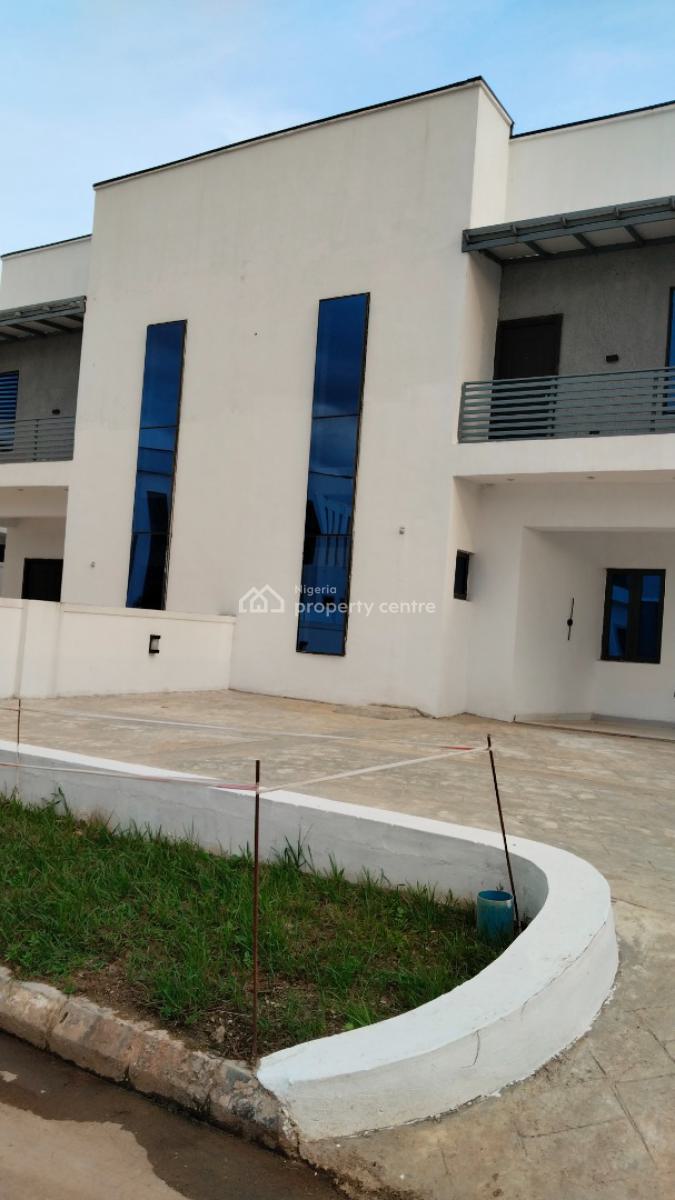 Four Bedroom Semi Detached Duplex with All Necessary Facilities, Alagbaka Gra, Akure, Ondo, Semi-detached Duplex for Sale