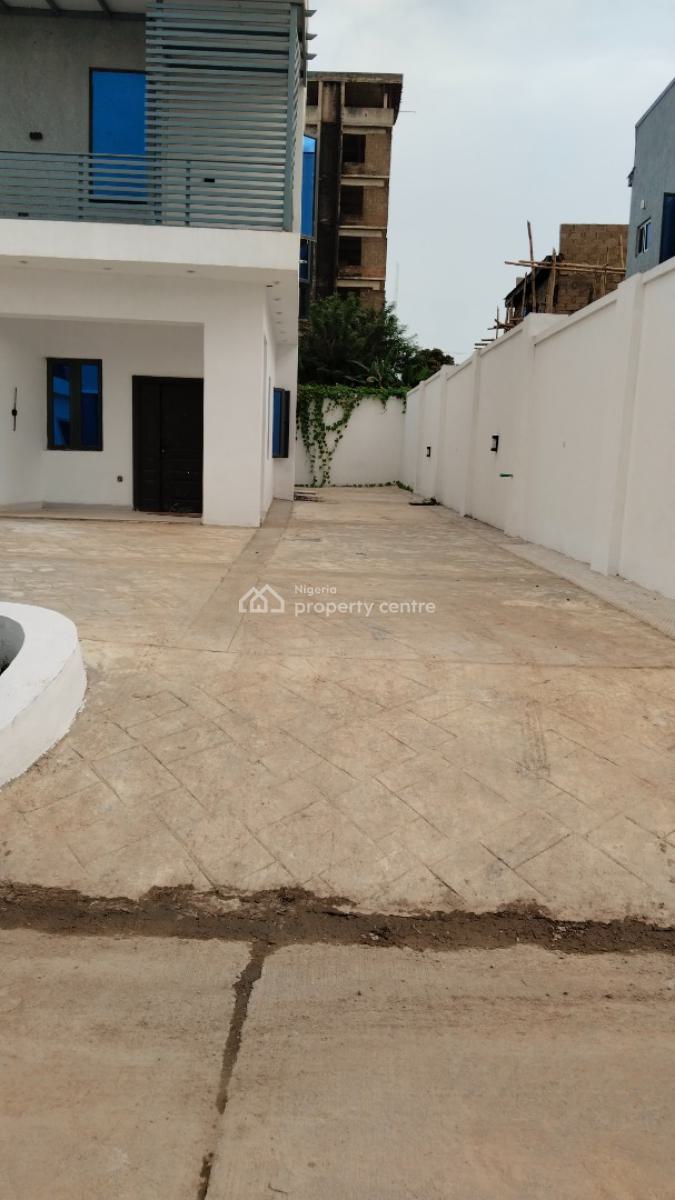 Four Bedroom Semi Detached Duplex with All Necessary Facilities, Alagbaka Gra, Akure, Ondo, Semi-detached Duplex for Sale