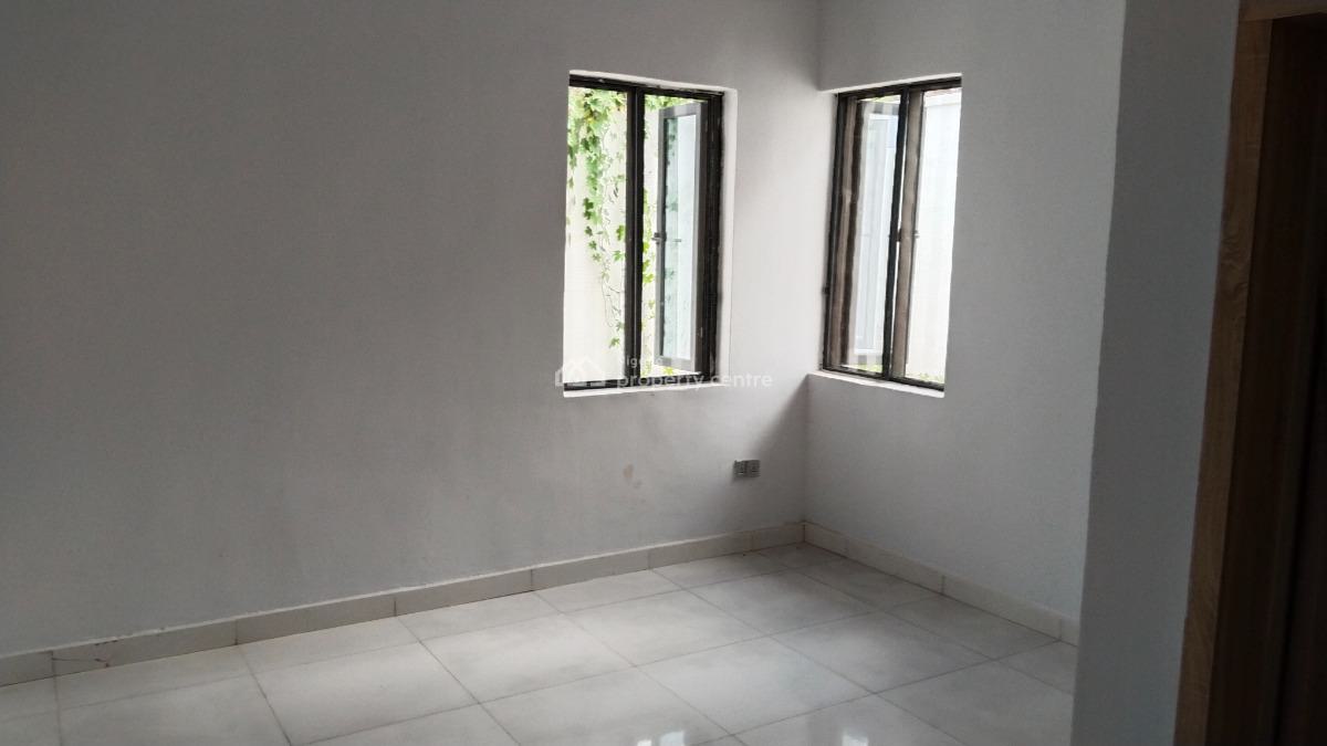 Four Bedroom Semi Detached Duplex with All Necessary Facilities, Alagbaka Gra, Akure, Ondo, Semi-detached Duplex for Sale