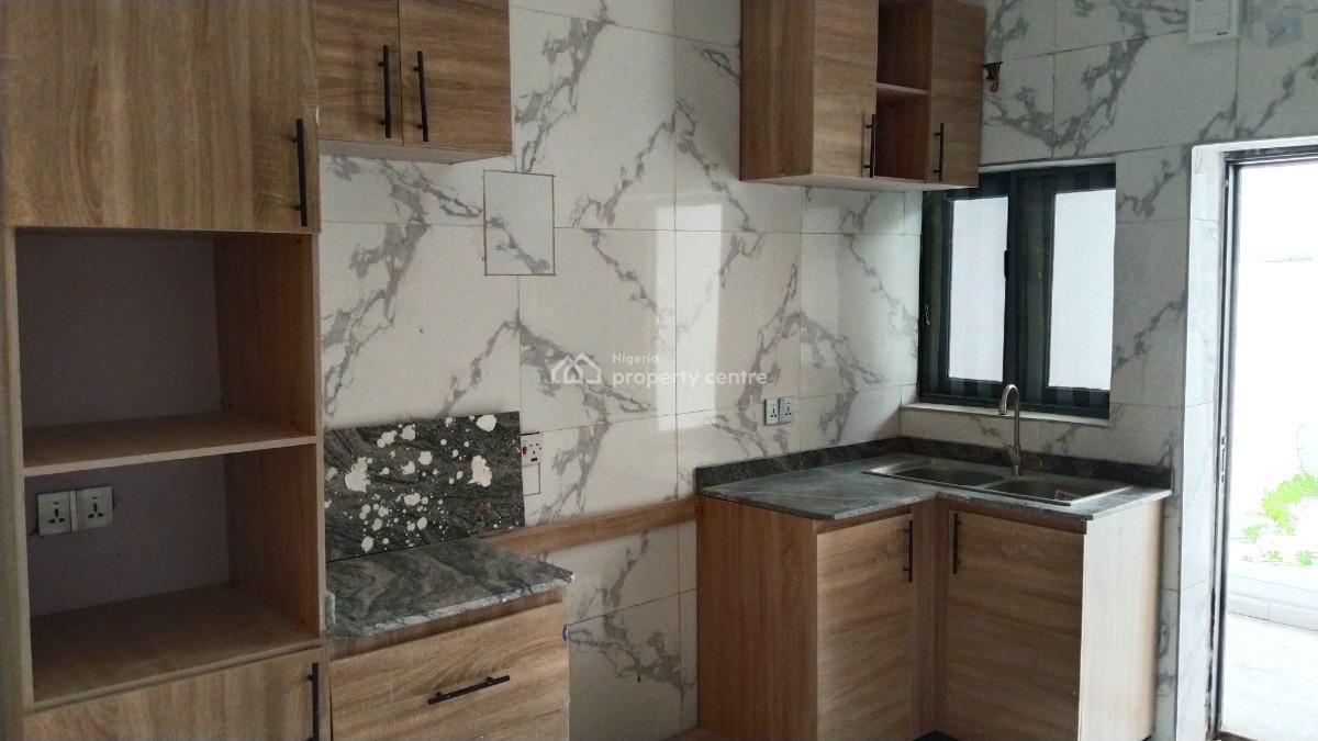 Four Bedroom Semi Detached Duplex with All Necessary Facilities, Alagbaka Gra, Akure, Ondo, Semi-detached Duplex for Sale