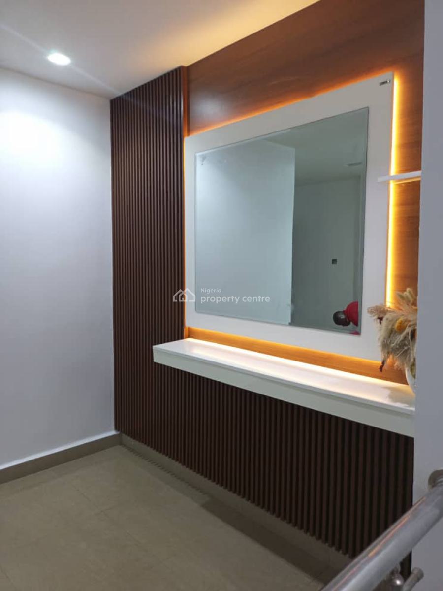 Luxury 4bedroom+swimming +gym, Guzape District, Abuja, Terraced Duplex Short Let