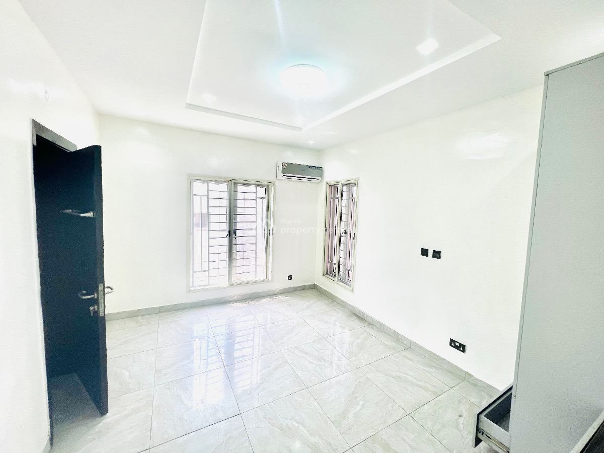 Luxury 2 Bedroom Apartment, Lsdpc Estate, Freedom Way, Lekki Phase 1, Lekki, Lagos, Flat / Apartment for Sale