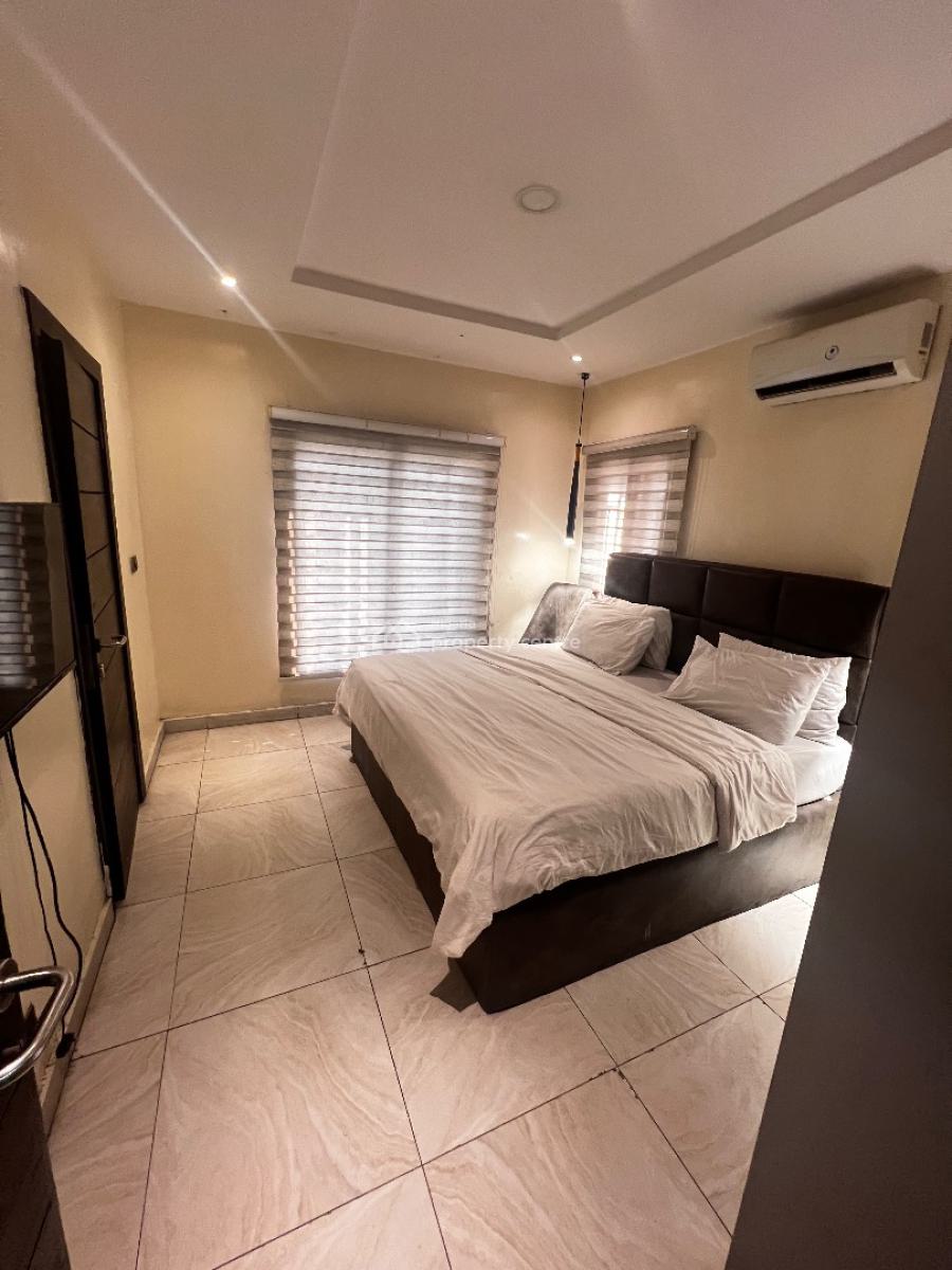 Luxury 3 Bedrooms Apartment, Lsdpc Estate, Freedom Way, Lekki Phase 1, Lekki, Lagos, Flat / Apartment for Sale