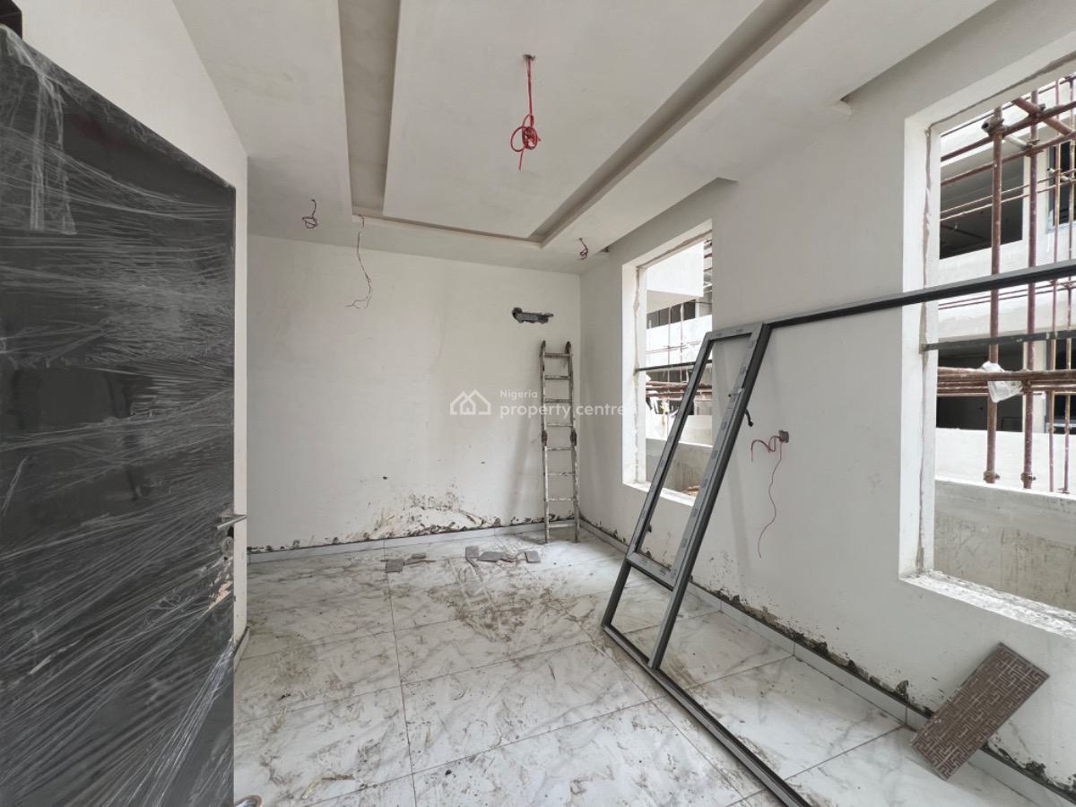 Luxury 2 Bedroom Apartment  Plus Bq, Periwnkle, Lekki Phase 1, Lekki, Lagos, Flat / Apartment for Sale