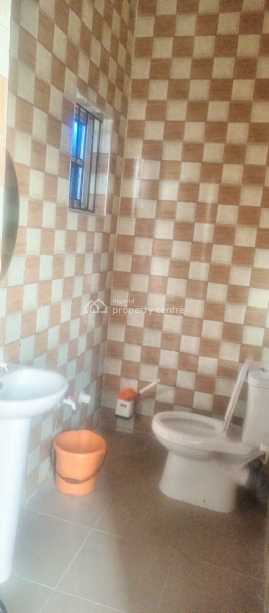 Sharp Shop in a Mini Plaza, Abijo, Lekki, Lagos, Shop for Rent