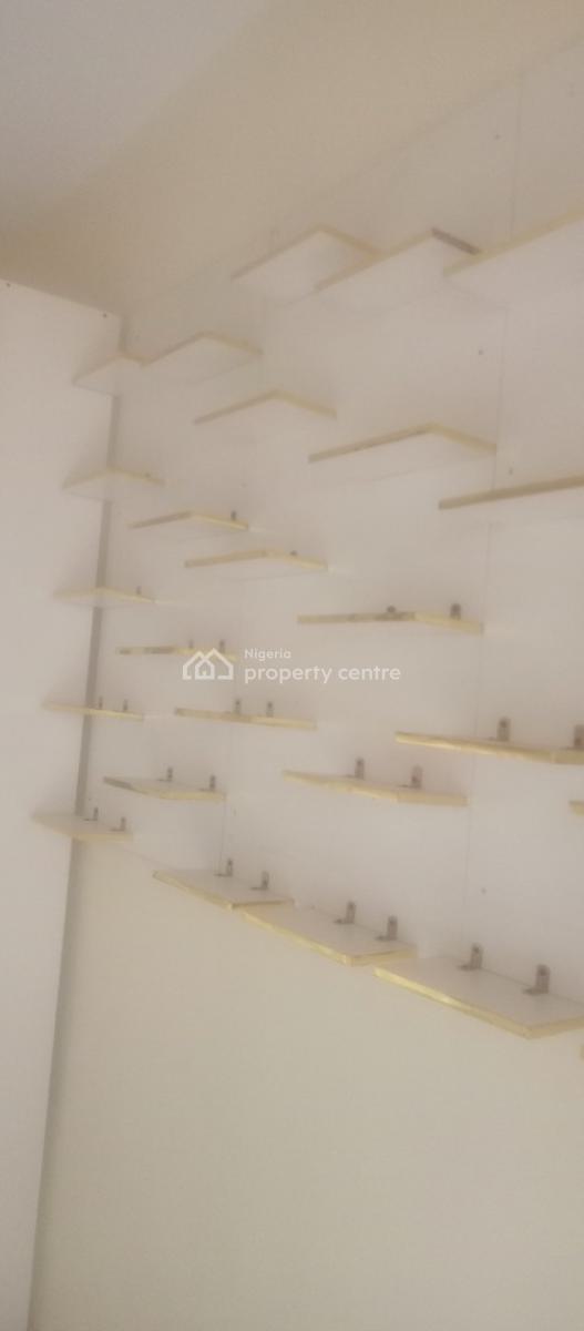 Sharp Shop in a Mini Plaza, Abijo, Lekki, Lagos, Shop for Rent