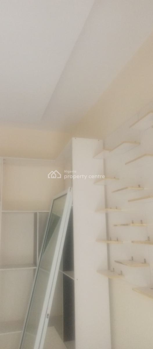 Sharp Shop in a Mini Plaza, Abijo, Lekki, Lagos, Shop for Rent