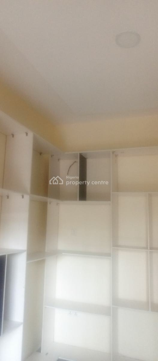 Sharp Shop in a Mini Plaza, Abijo, Lekki, Lagos, Shop for Rent