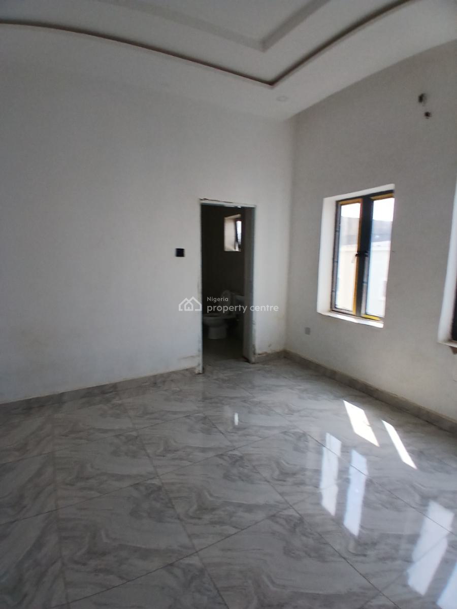 3 Bedroom Flat on First Floor, American International, Durumi, Abuja, Flat / Apartment for Rent