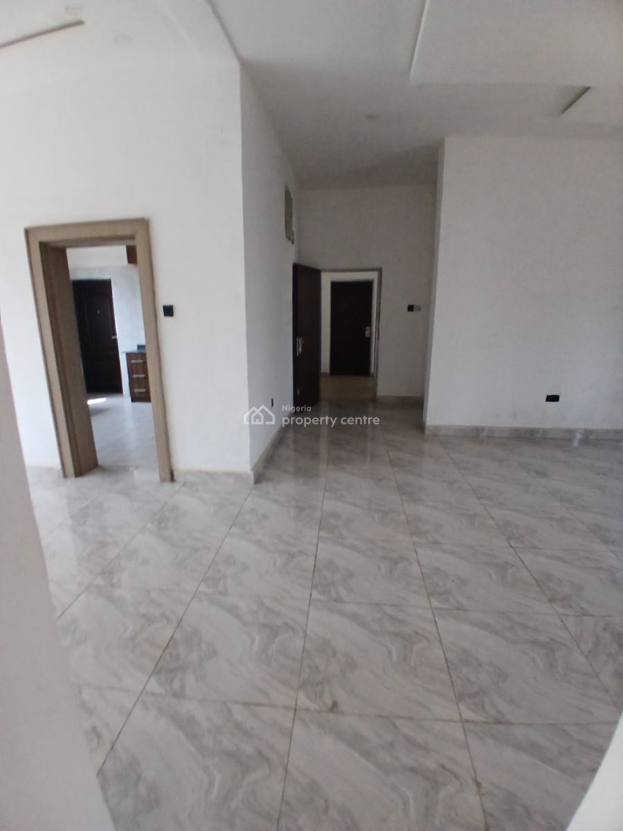 3 Bedroom Flat on First Floor, American International, Durumi, Abuja, Flat / Apartment for Rent