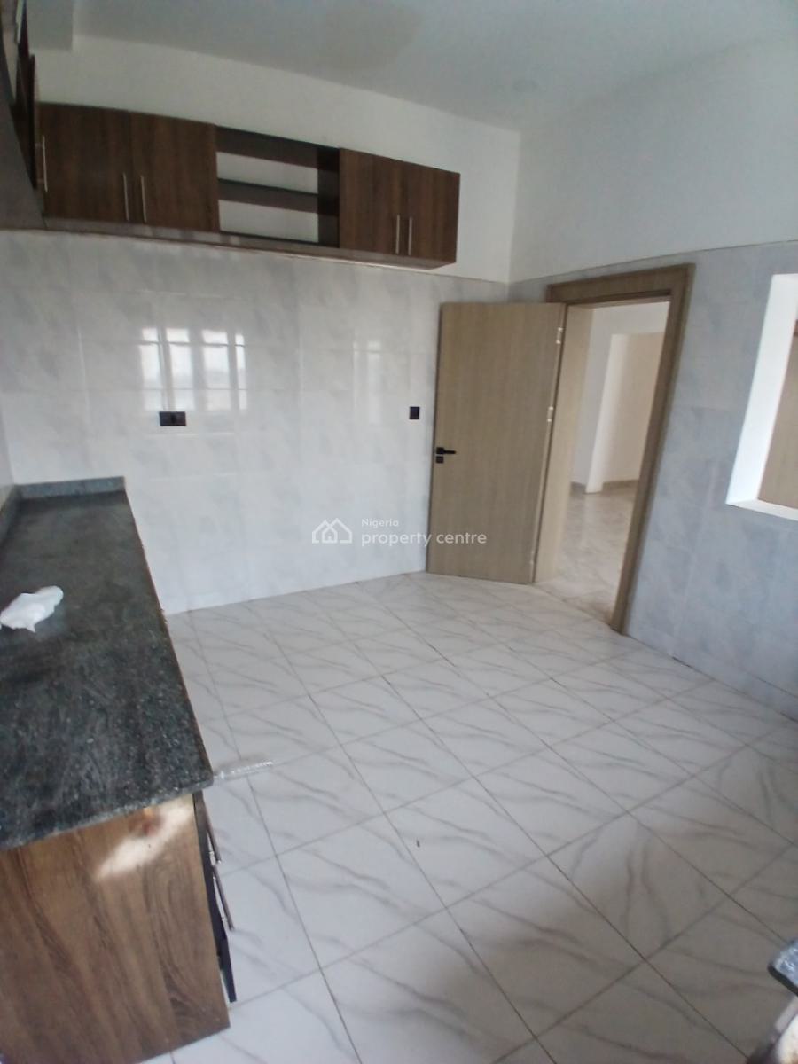 3 Bedroom Flat on First Floor, American International, Durumi, Abuja, Flat / Apartment for Rent