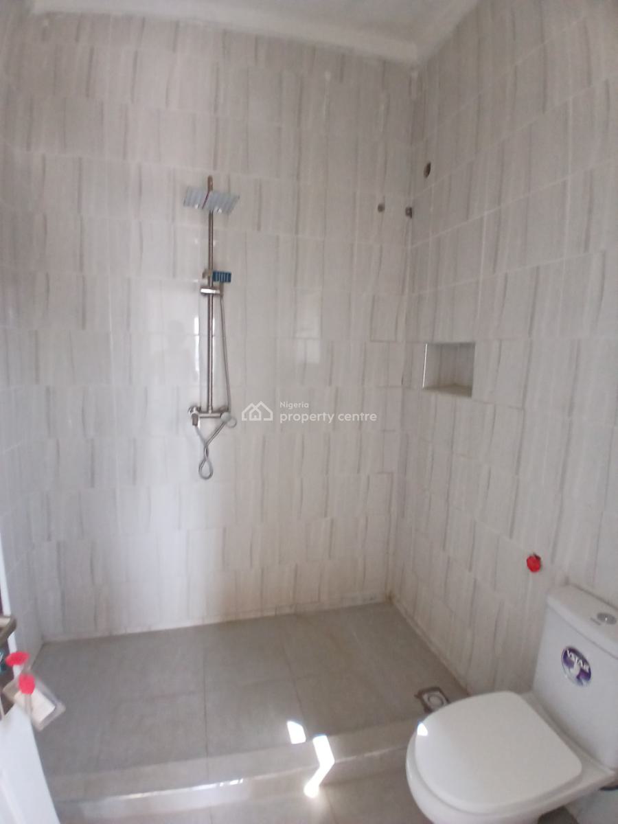 3 Bedroom Flat on First Floor, American International, Durumi, Abuja, Flat / Apartment for Rent