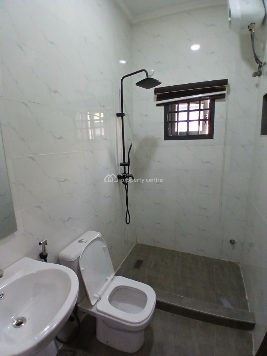 3 Bedroom Flat in and Estate (ground Floor ), Kaura, Abuja, Flat / Apartment for Rent