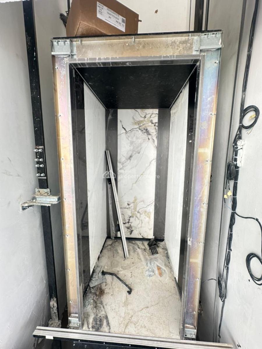 Extremely Luxury 5 Bedroom Fully Detached in a Private Island, Osapa, Lekki, Lagos, Detached Duplex for Sale