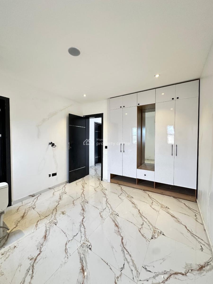 Contemporary 2 Bedroom Apartment with Swimming Pool, Gym and Elevator, Ikate Elegushi, Lekki, Lagos, Flat / Apartment for Sale