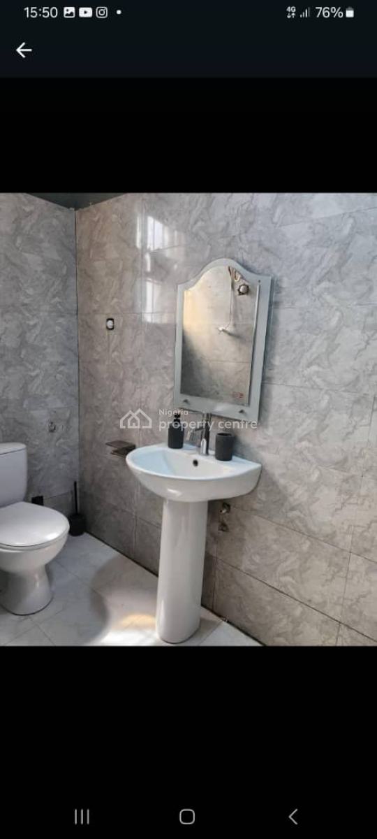 One Bedroom Apartment with Luxurious Fitting, 24hrs Electricity., Lekki Phase 1, Lekki, Lagos, Mini Flat (room and Parlour) Short Let