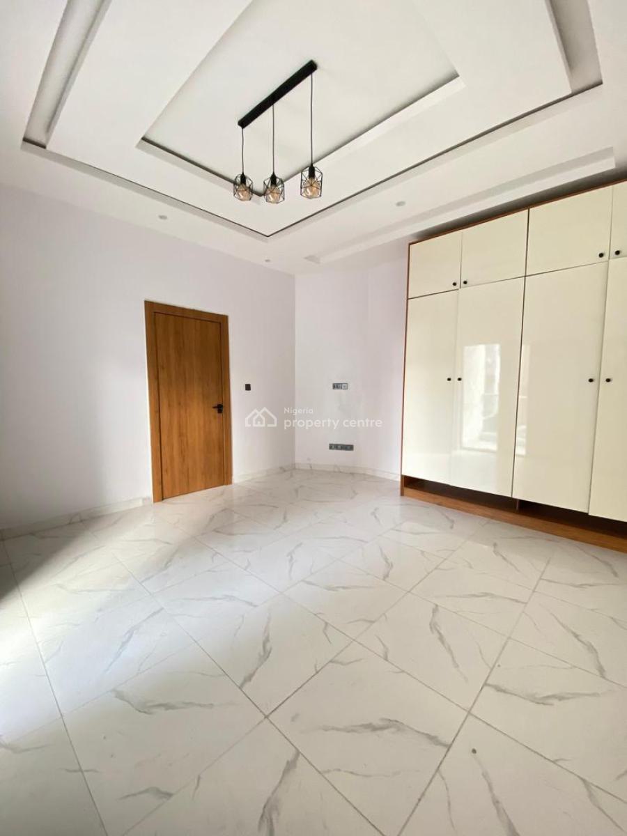 Elegant and Spacious 5 Bedroom Semi-detached Duplex with Bq, Elegantly Designed Home in a Serene Neighborhood, Ologolo, Lekki, Lagos, Semi-detached Duplex for Sale