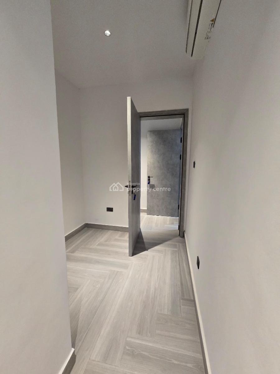 Bedroom Apartment Located in The Prestigious Neighborhood, Ideal for Shortlet & Personal Residence, Ikoyi, Lagos, Flat / Apartment for Sale