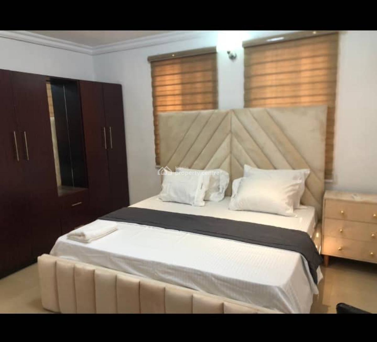 3 Bed Apartment with Luxurious Fitting, 24 Hrs Electricity & 24hrs Sec, Lekki, Lekki Phase 1, Lekki, Lagos, Flat / Apartment for Rent