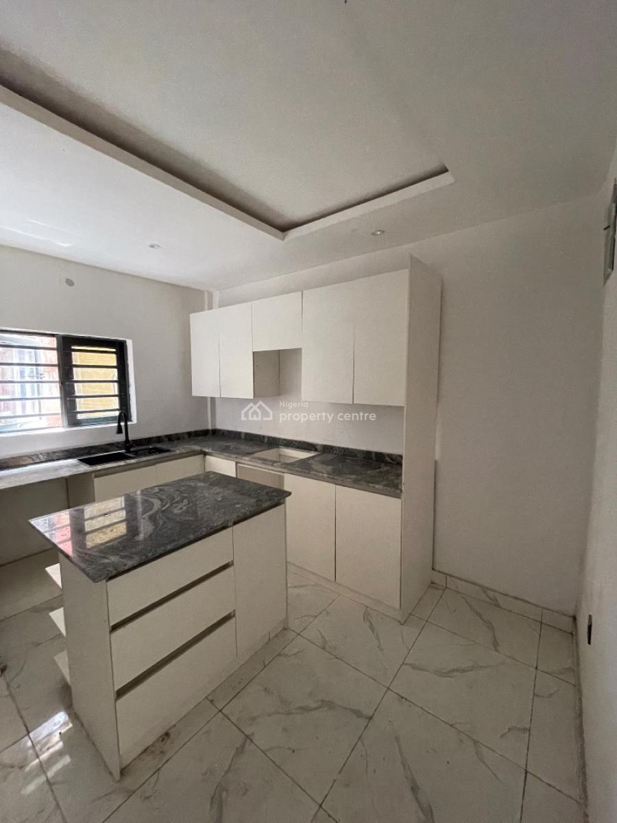 Lovely 3-bedroom Apartment, a Perfect Investment Opportunity, Surulere, Lagos, Block of Flats for Sale