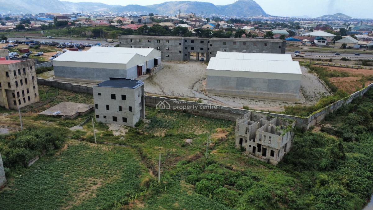 Distress 5 Bedroom Fully Detached Duplex with Bq, Karsana, Abuja, Detached Duplex for Sale