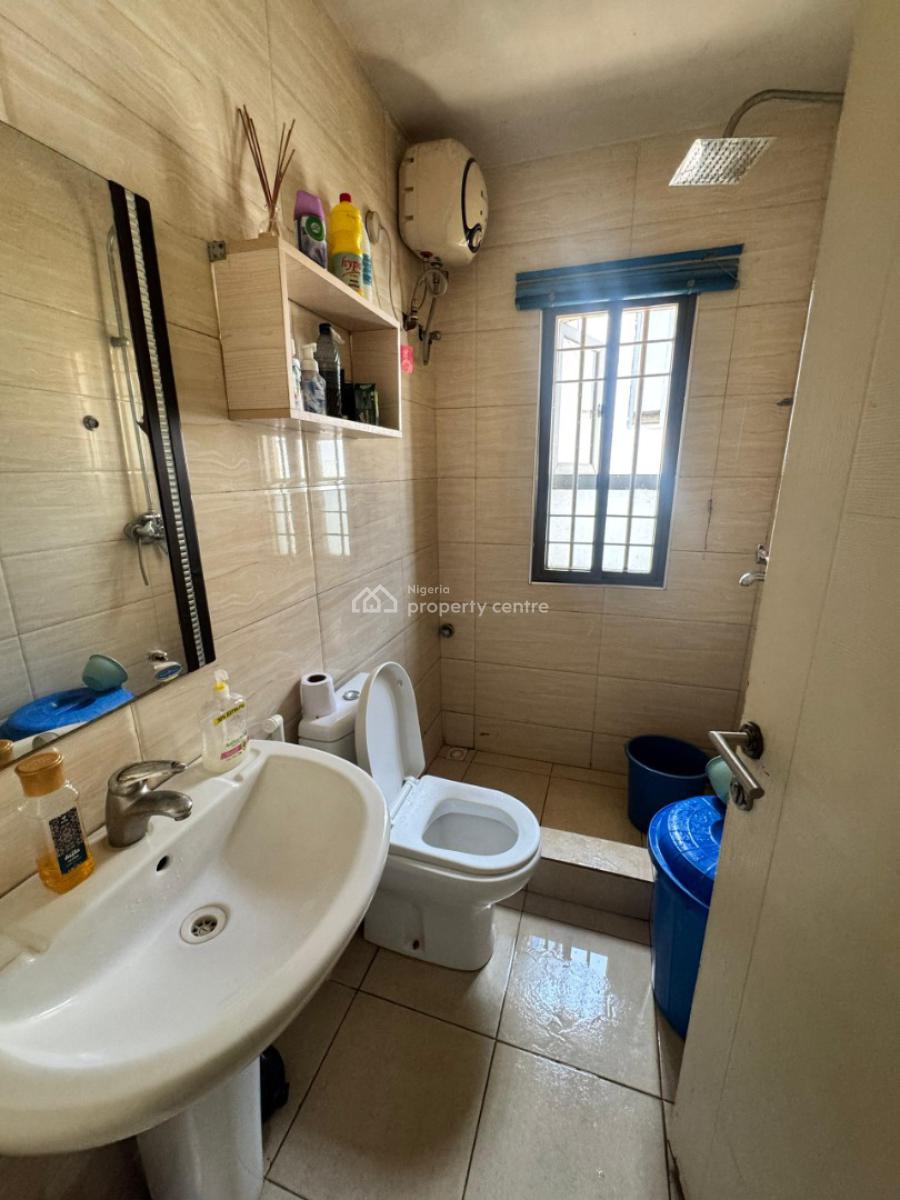 Specious Three Bedroom Apartment, Jabi Road, Life Camp, Abuja, Flat / Apartment for Sale