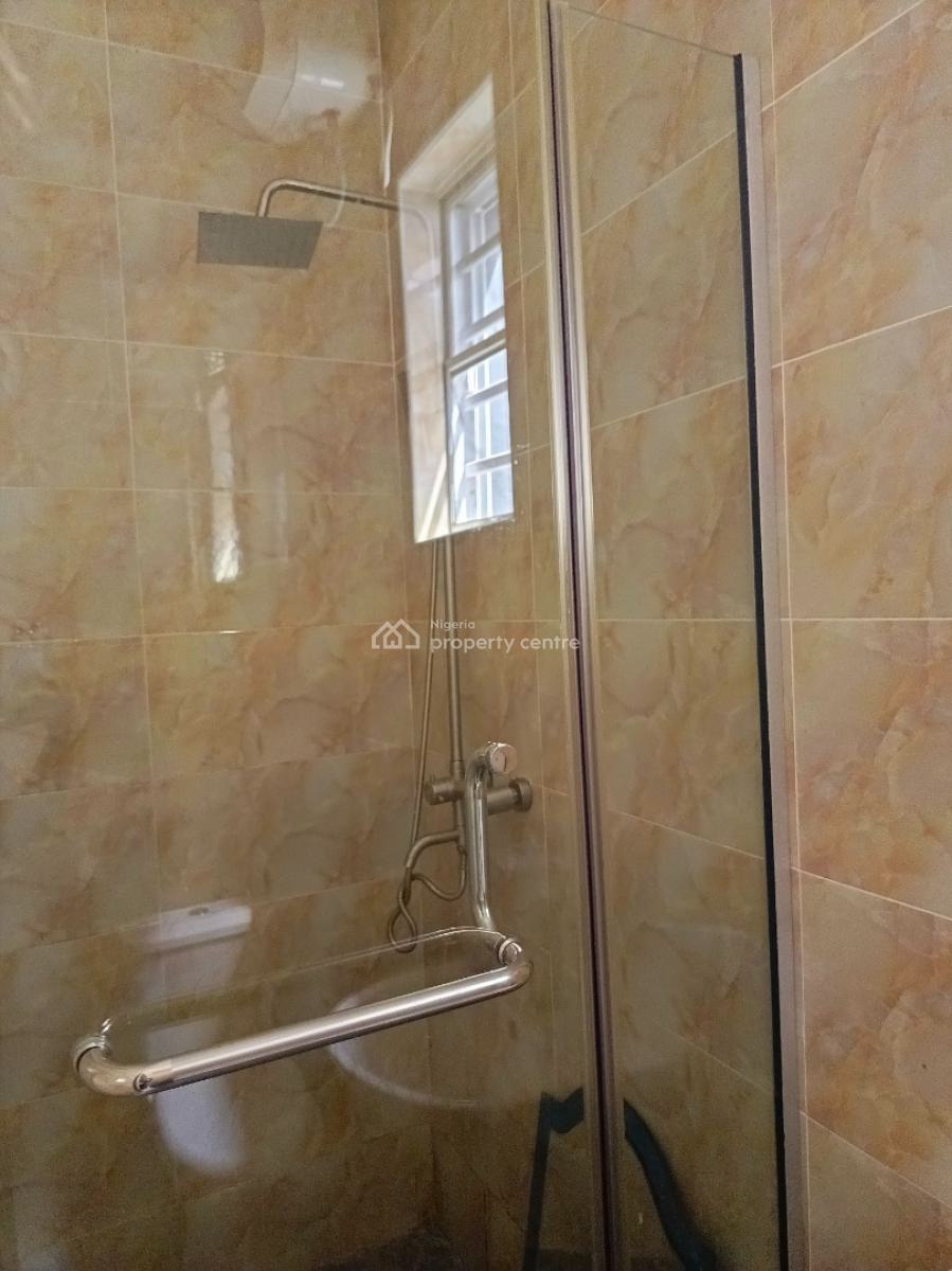 Single Room Upstairs with Minimum 18hrs Light, Orchid Road By The Roundabout, Lekki, Lagos, Flat / Apartment for Rent