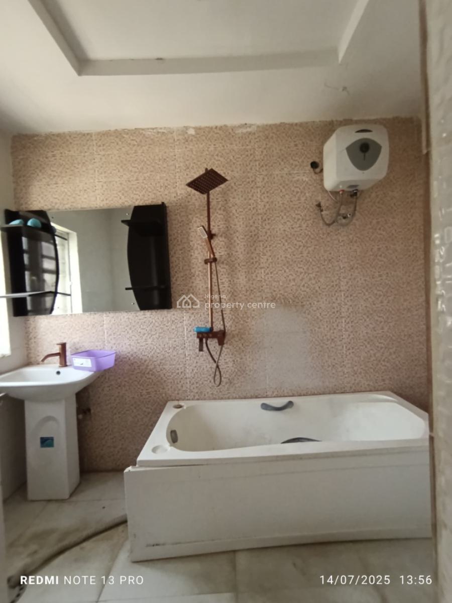 6-bedroom Fully Detached Duplex, Lekki Phase 1, Lekki, Lagos, Office Space for Rent