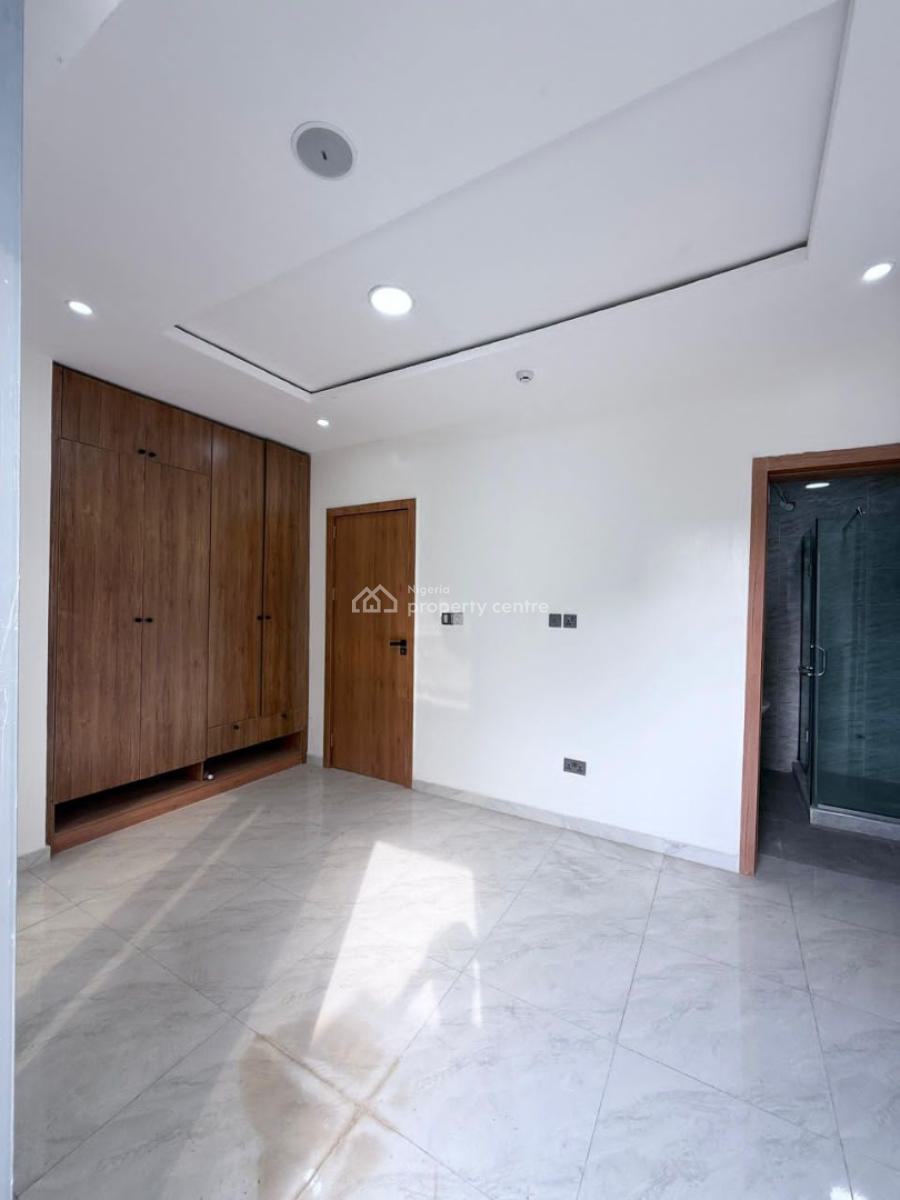 Newly Built Executive 3 Bedroom Apartment, Ikate, Lekki, Lagos, Block of Flats for Sale