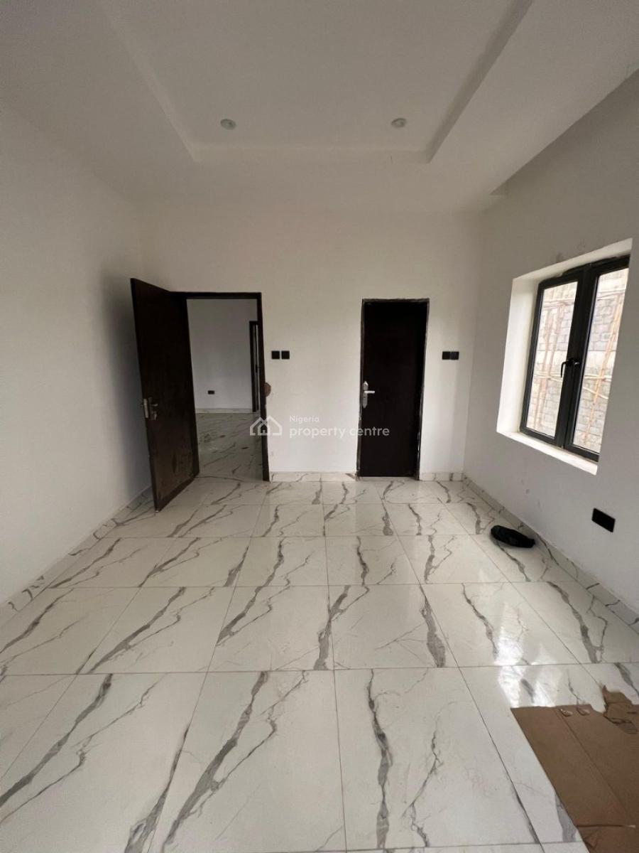 Elegant 2-bedroom Apartment in a Mini Estate, Gaduwa, Abuja, Flat / Apartment for Sale