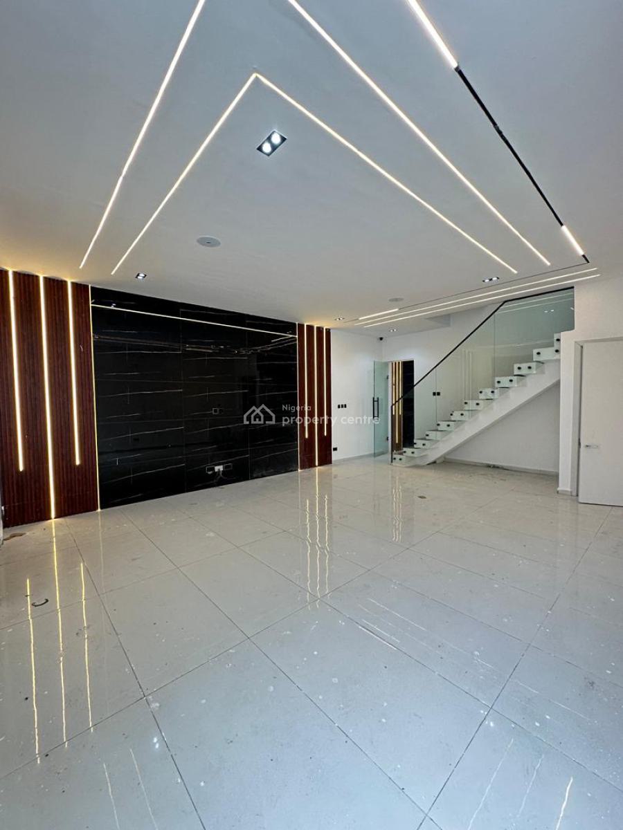 Outstanding Spacious 4 Bedroom Semi-detached Duplex with Bq, Chevron Toll Gate, Orchid, Lekki, Lagos, Semi-detached Duplex for Sale