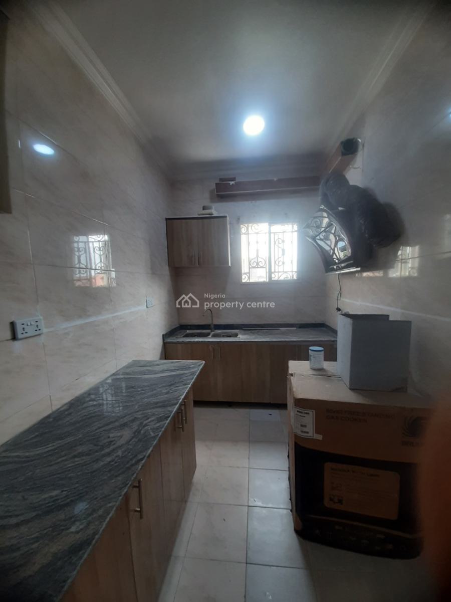 2, Lekki Phase 1, Lekki, Lagos, Flat / Apartment for Rent