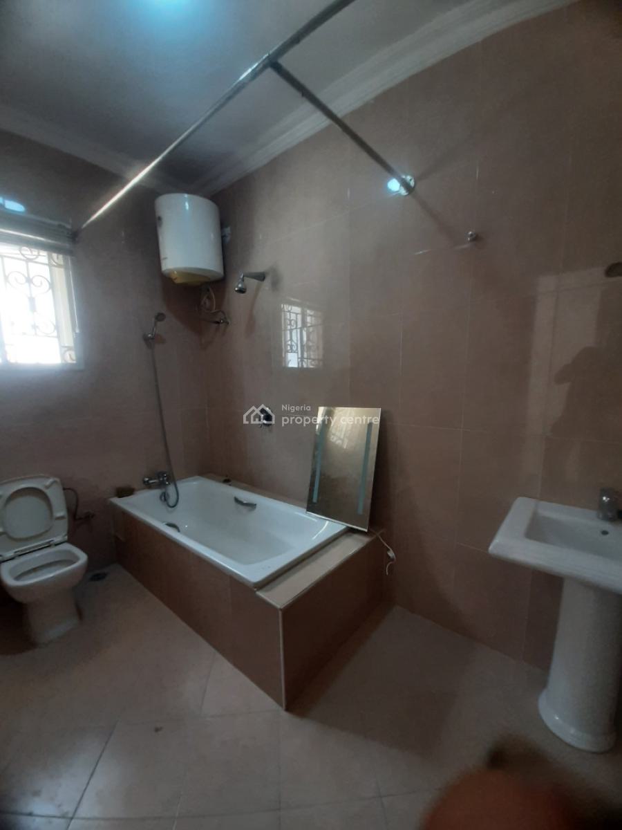 2, Lekki Phase 1, Lekki, Lagos, Flat / Apartment for Rent