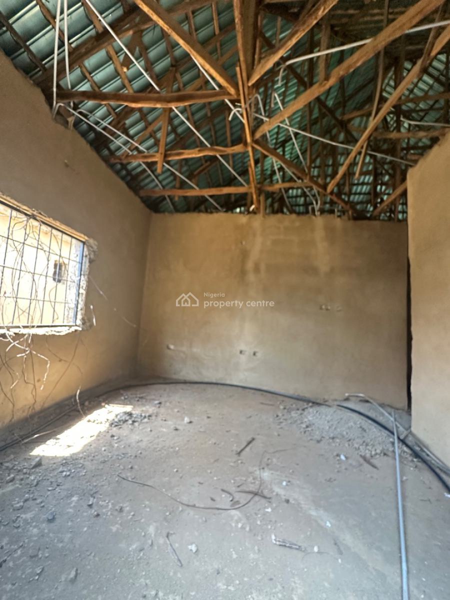 Excellent Spacious 3 Bedroom Bungalow with Bq, Light House Estate, Lugbe District, Abuja, Detached Bungalow for Sale