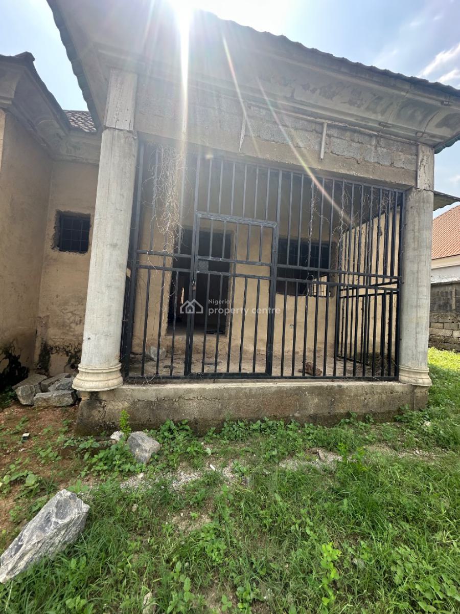 Excellent Spacious 3 Bedroom Bungalow with Bq, Light House Estate, Lugbe District, Abuja, Detached Bungalow for Sale