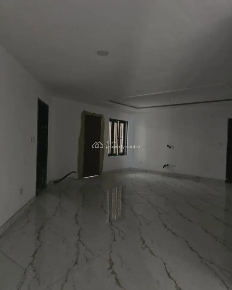 8 Units of Brand New 3 Bedroom En-suite Flat with 1 Room Bq, Situated/, Lekki Phase 1, Lekki, Lagos, Flat / Apartment for Rent