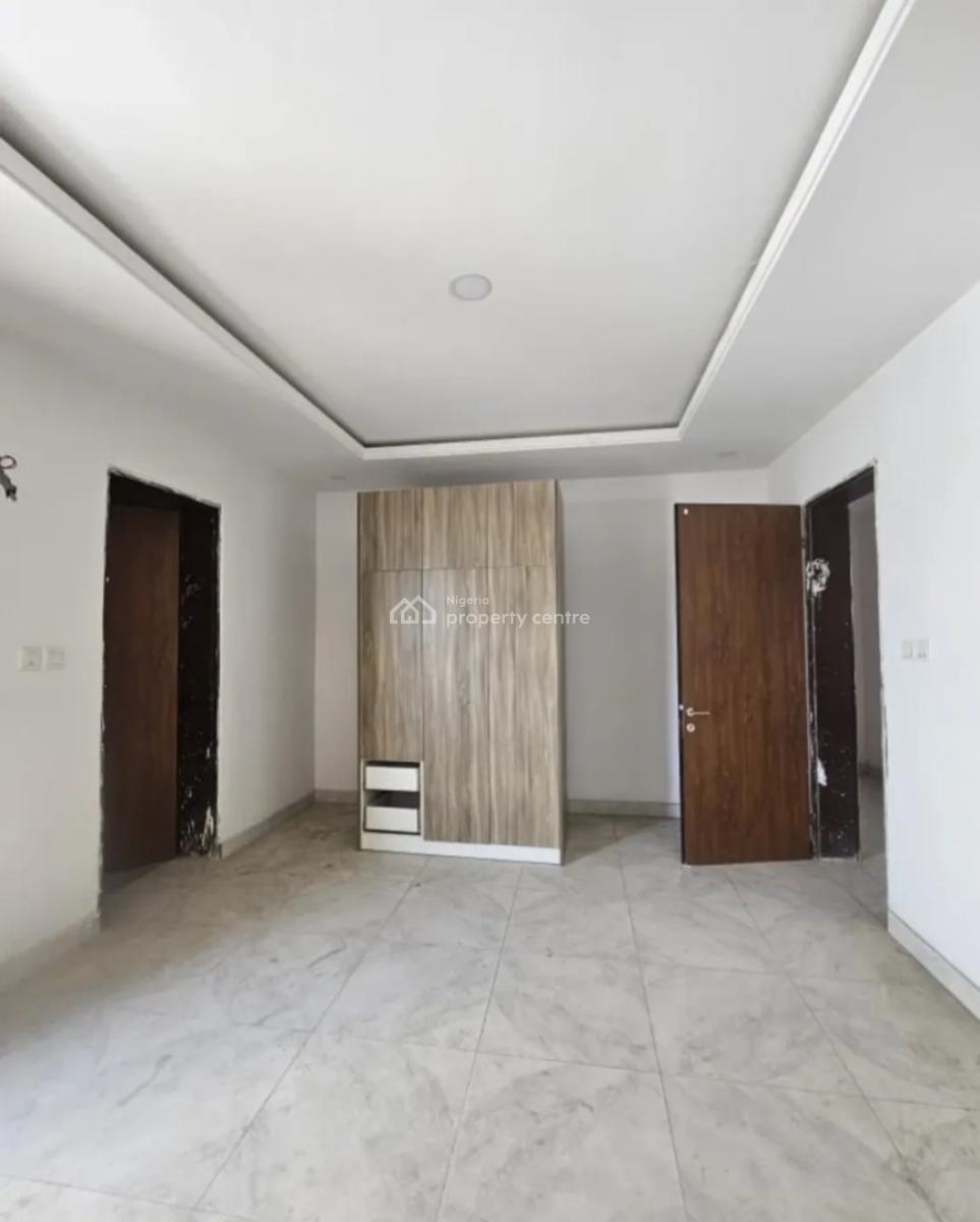 8 Units of Brand New 3 Bedroom En-suite Flat with 1 Room Bq, Situated/, Lekki Phase 1, Lekki, Lagos, Flat / Apartment for Rent