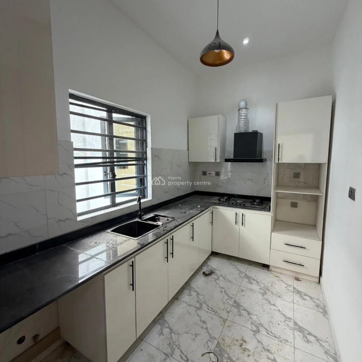 Exquisite 2 Bedroom Apartment, Chevron Lekki, Lekki Phase 1, Lekki, Lagos, Flat / Apartment for Sale