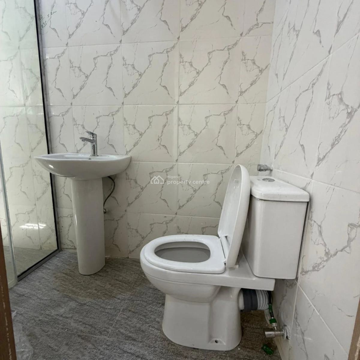 Exquisite 2 Bedroom Apartment, Chevron Lekki, Lekki Phase 1, Lekki, Lagos, Flat / Apartment for Sale